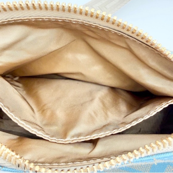 Versace 🔥La Medusa Small Jacquard Baguette Shoulder/Crossbody Bag, NWT - Picture 8 of 9